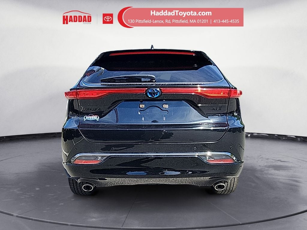 Used 2024 Toyota Venza LE SUV