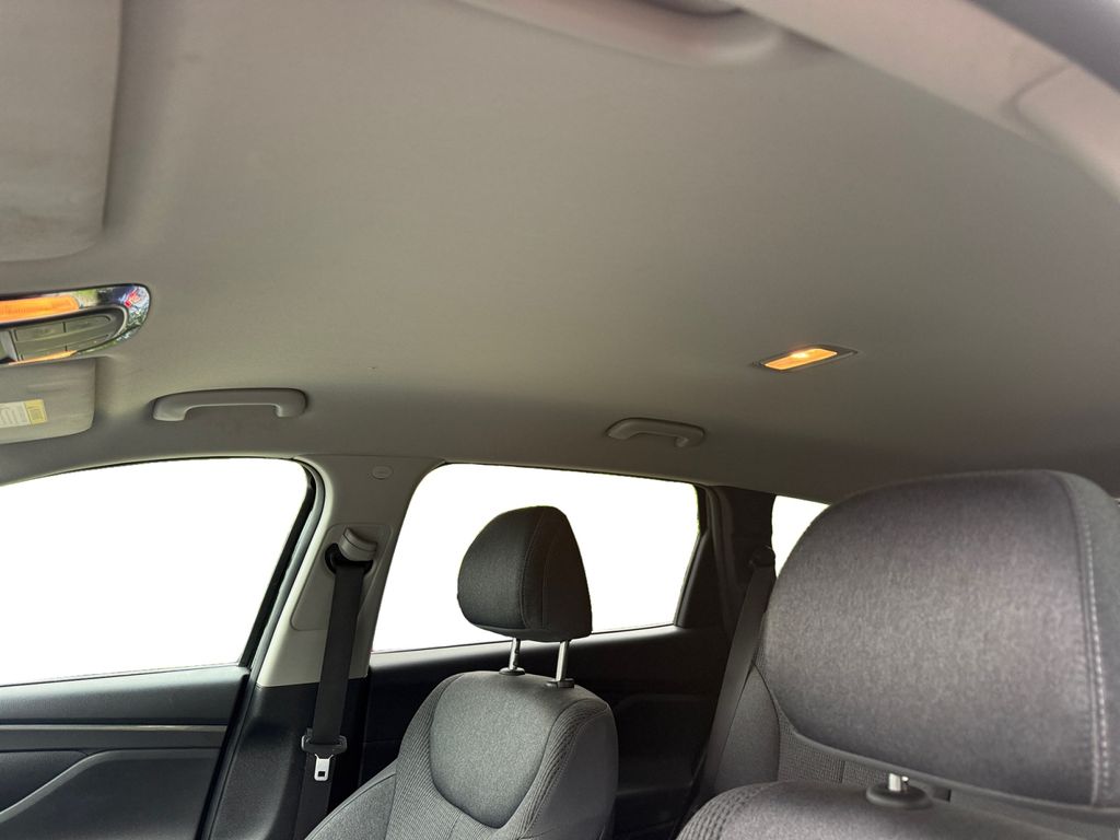 2022 Hyundai Santa Fe SEL - Photo 18