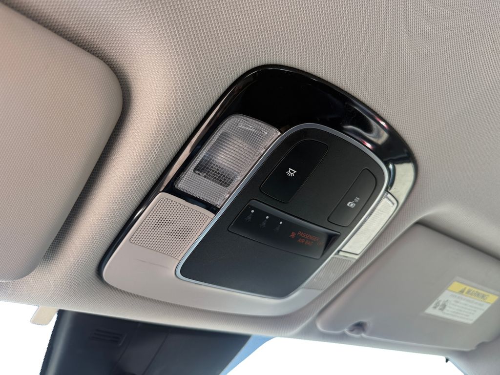 2024 Hyundai Tucson SE - Photo 19