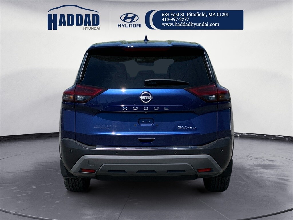 2023 Nissan Rogue SV photo 4
