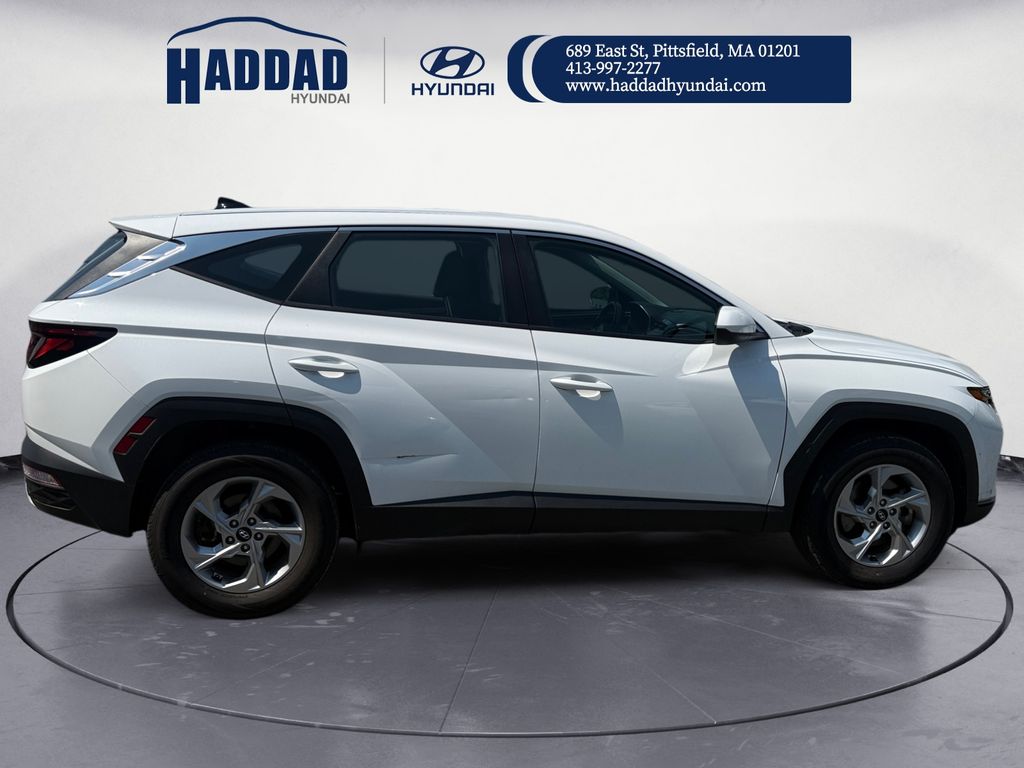 2024 Hyundai Tucson SE - Photo 6