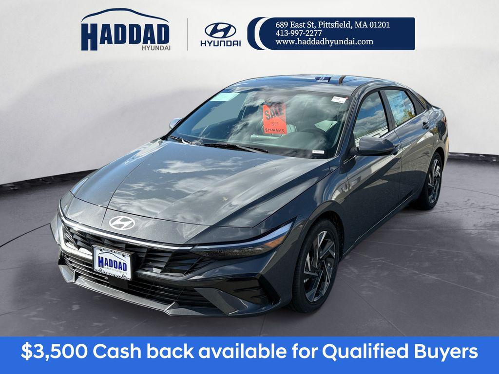 2025 Hyundai Elantra Limited's photo