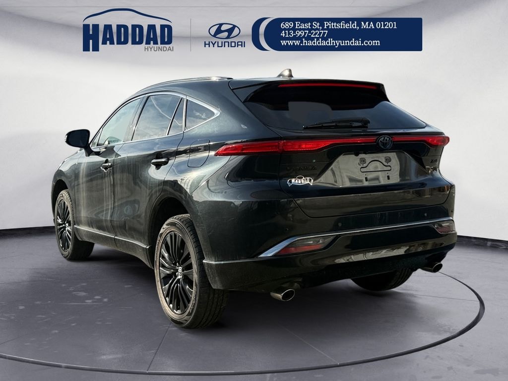 Used 2024 Toyota Venza LE SUV