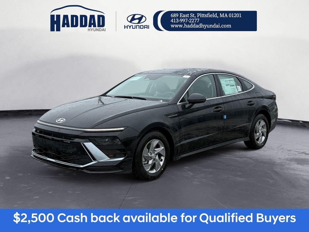 2026 Hyundai Sonata SE's photo