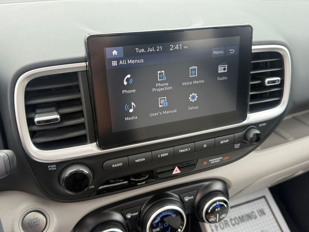 2024 Hyundai Venue SEL - Photo 23