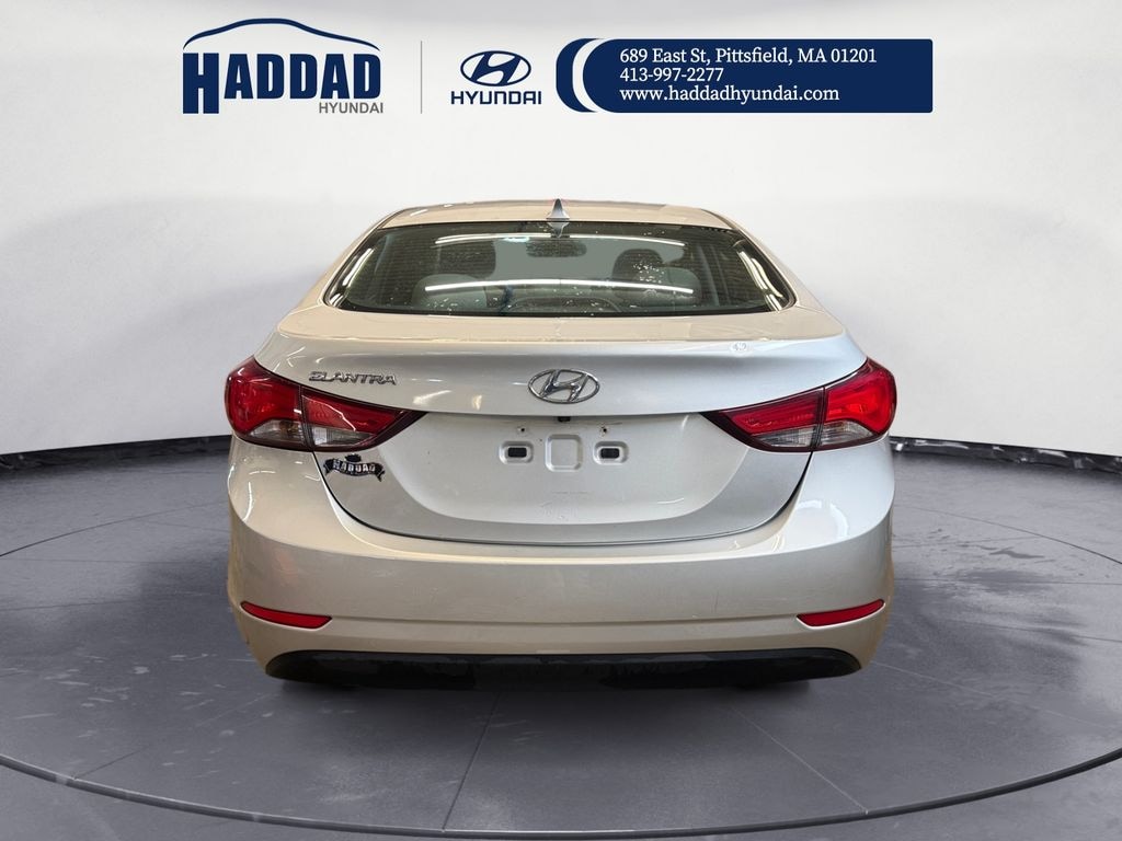 Used 2015 Hyundai Elantra SE Sedan