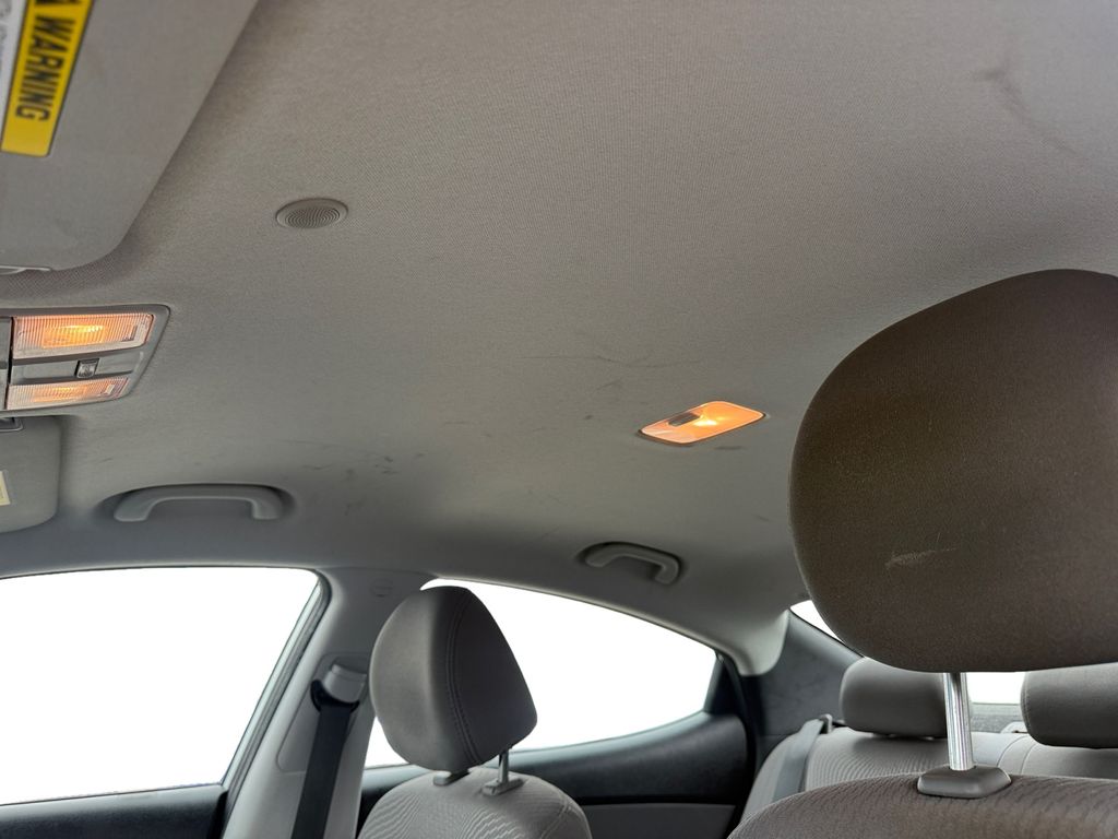 2015 Hyundai Elantra SE - Photo 12