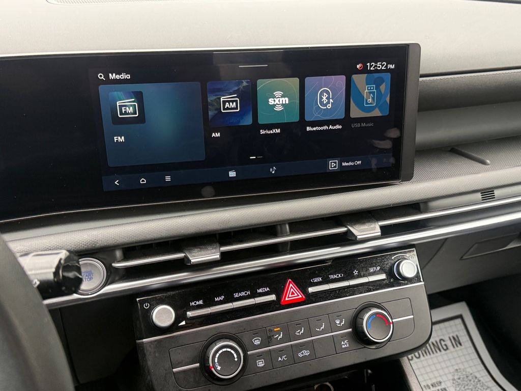 2025 Hyundai Santa Cruz SE - Photo 32