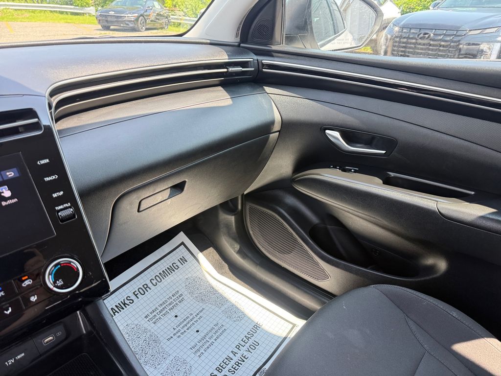 2024 Hyundai Tucson SE - Photo 29