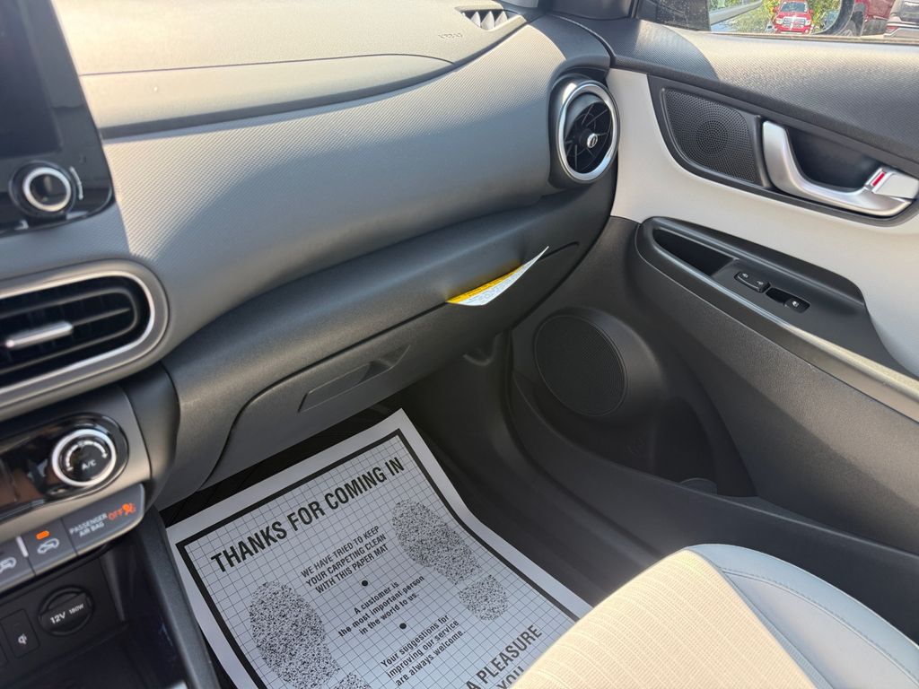 2023 Hyundai Kona SEL - Photo 31