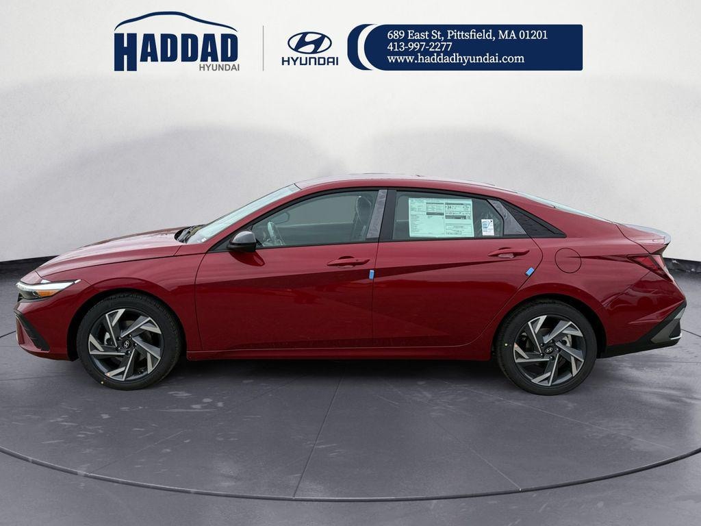 New 2025 Hyundai Elantra SEL Sport Sedan