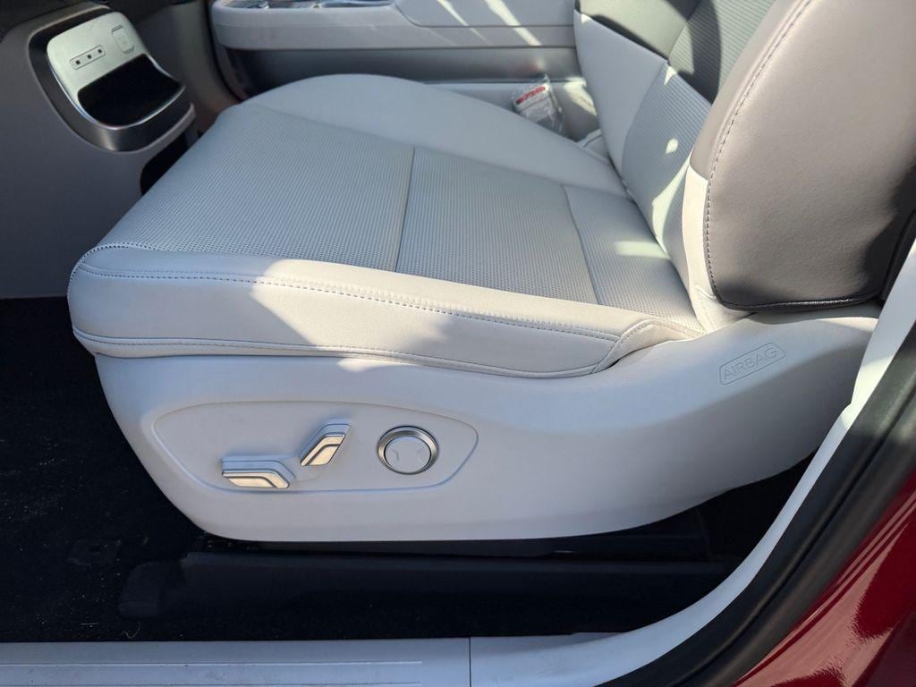 2026 Hyundai IONIQ 9 SEL - Photo 20