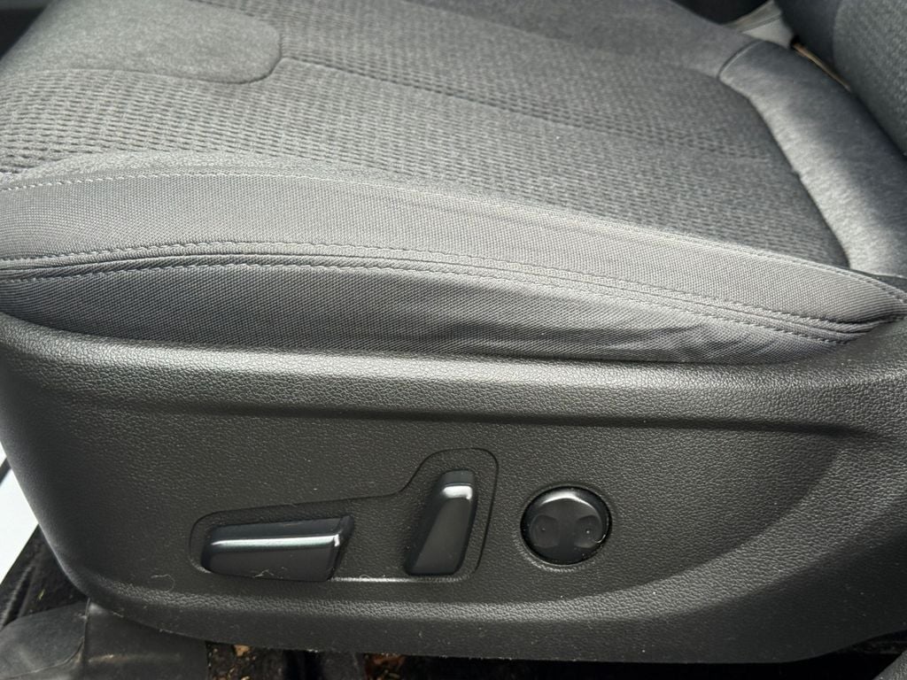 2022 Hyundai Santa Fe SEL - Photo 17