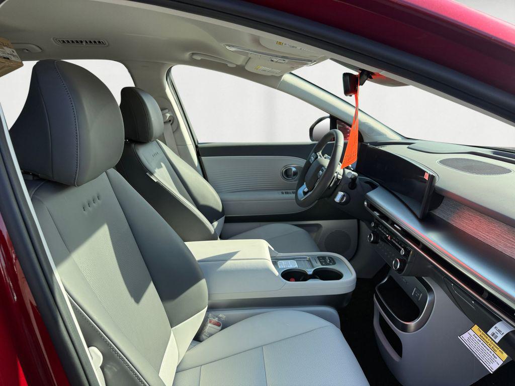 2026 Hyundai IONIQ 9 SEL - Photo 16