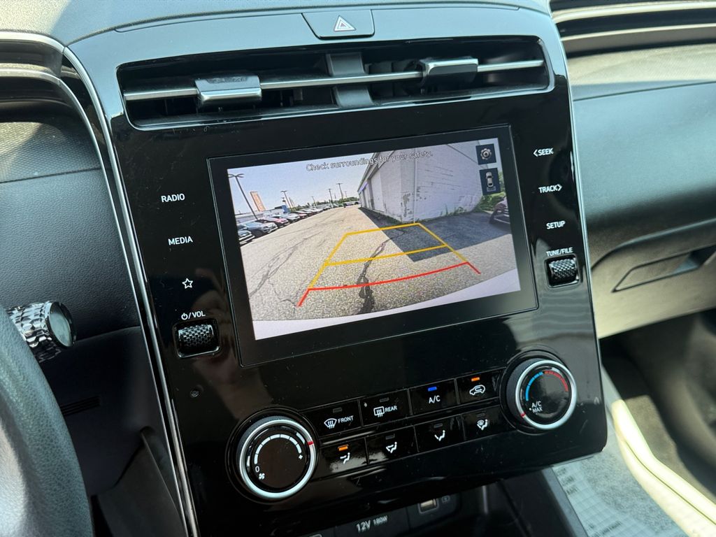 2024 Hyundai Tucson SE - Photo 27