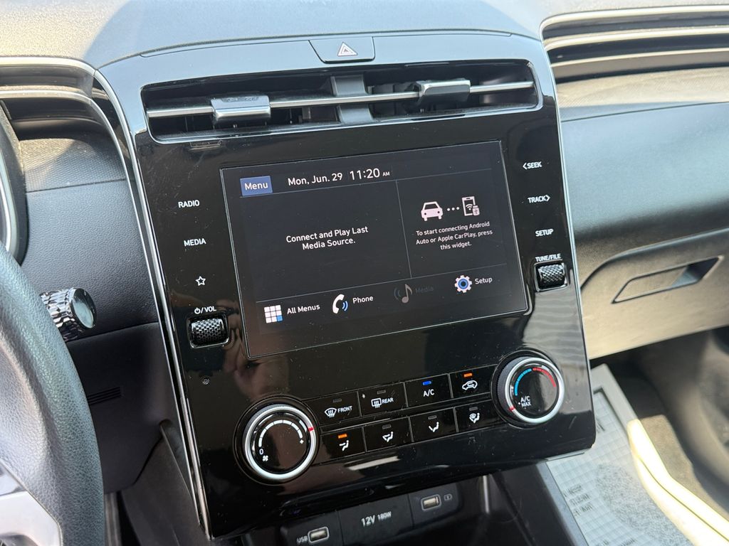 2024 Hyundai Tucson SE - Photo 25