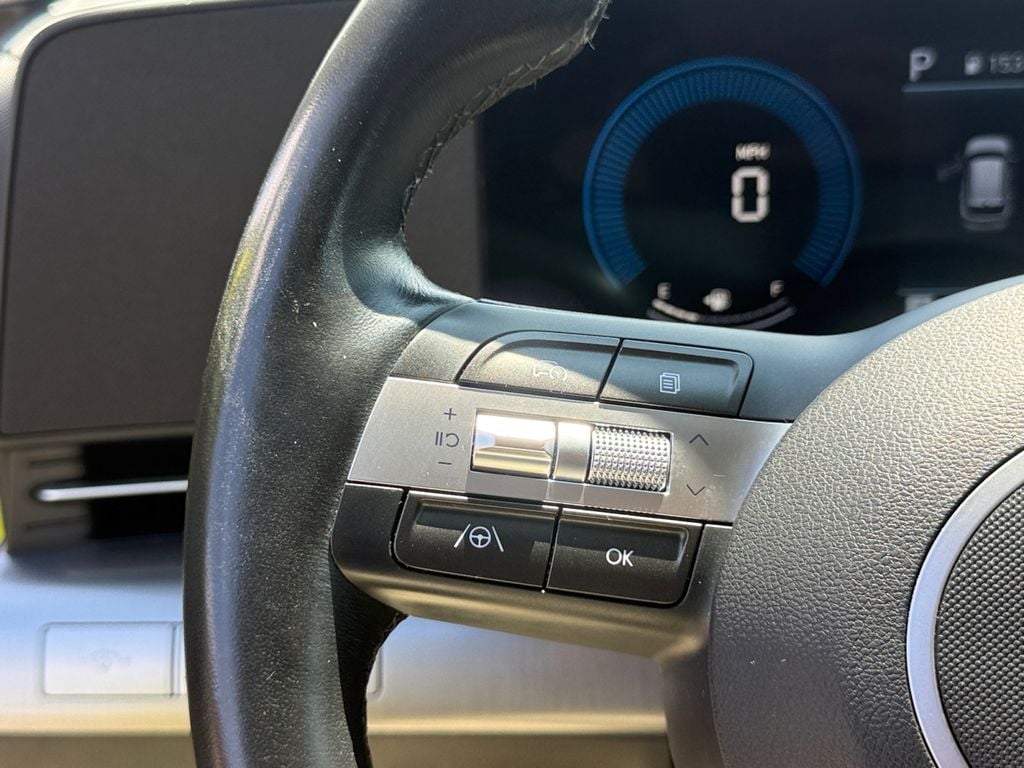 2025 Hyundai Kona SEL - Photo 22