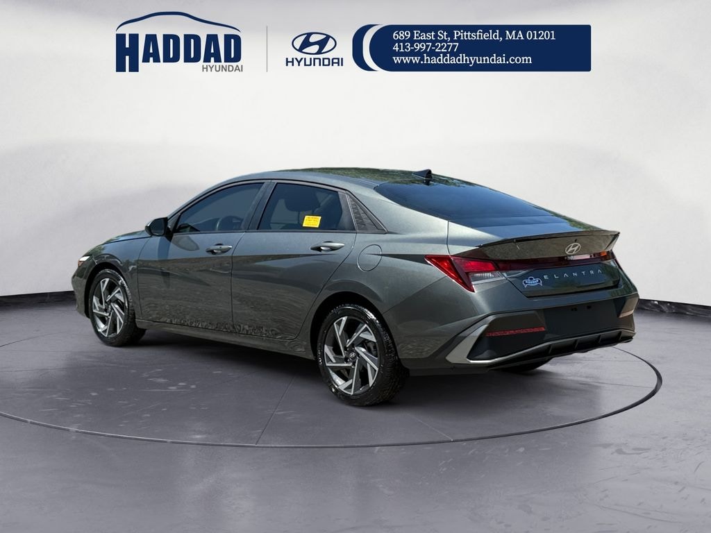 Certified 2025 Hyundai Elantra SEL Sport Sedan