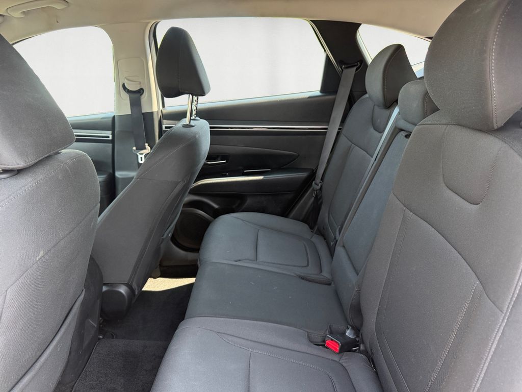 2024 Hyundai Tucson SE - Photo 14