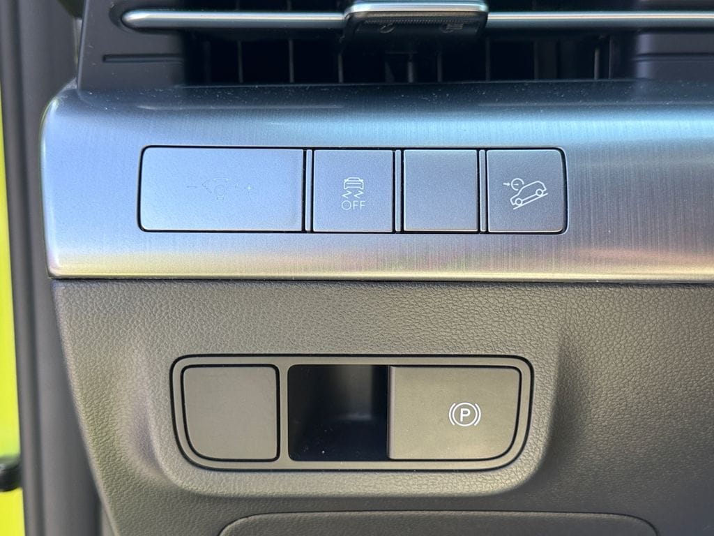 2025 Hyundai Kona SEL - Photo 26