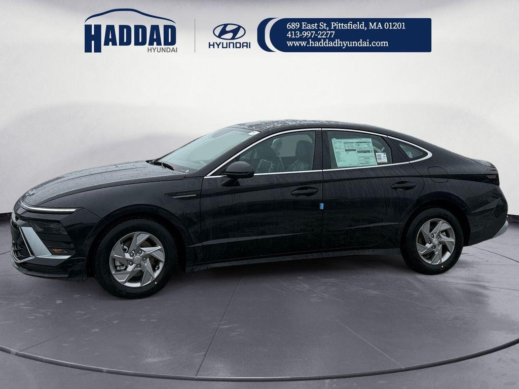 New 2026 Hyundai Sonata SE Sedan