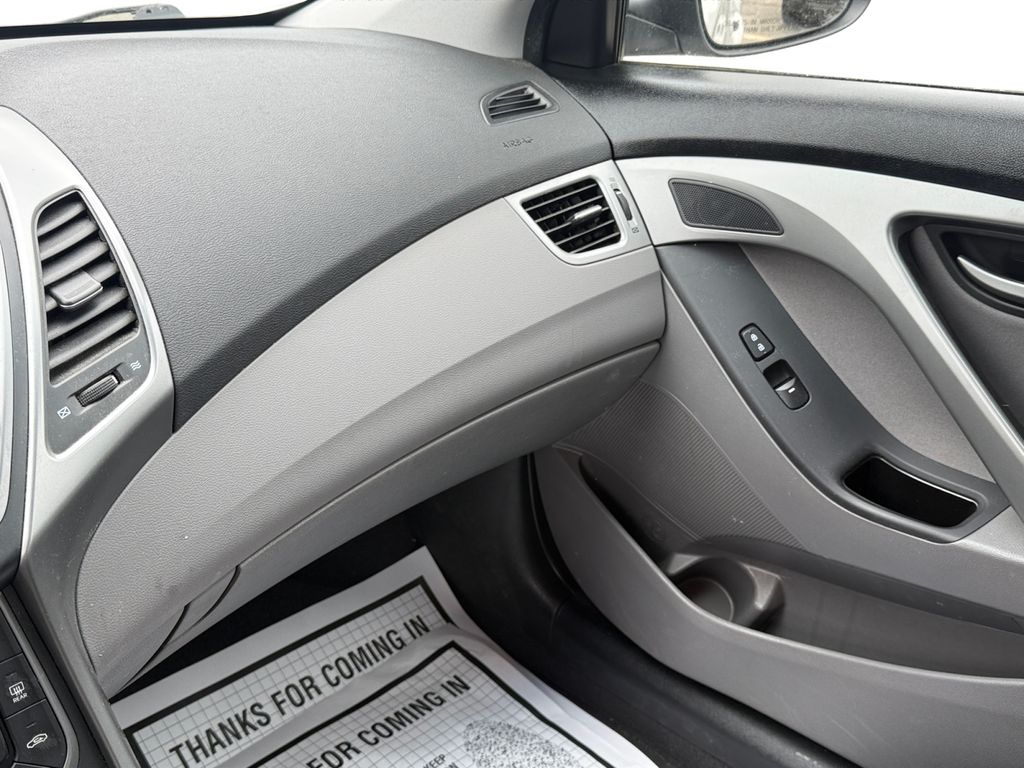 2015 Hyundai Elantra SE - Photo 14