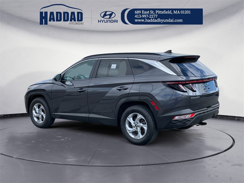 2022 Hyundai Tucson SEL photo 2