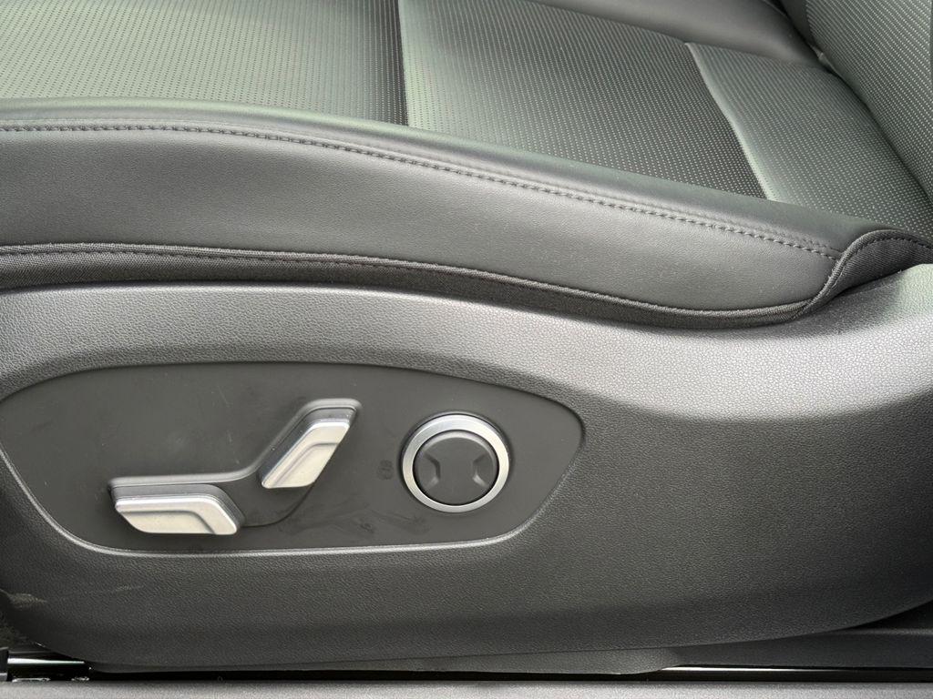 2026 Hyundai IONIQ 9 SEL - Photo 17