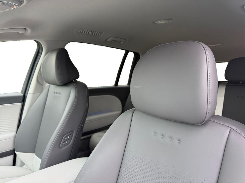 2026 Hyundai IONIQ 9 SEL - Photo 18
