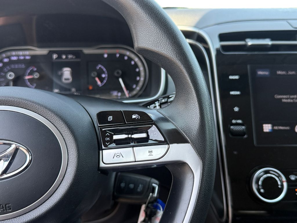 2024 Hyundai Tucson SE - Photo 21