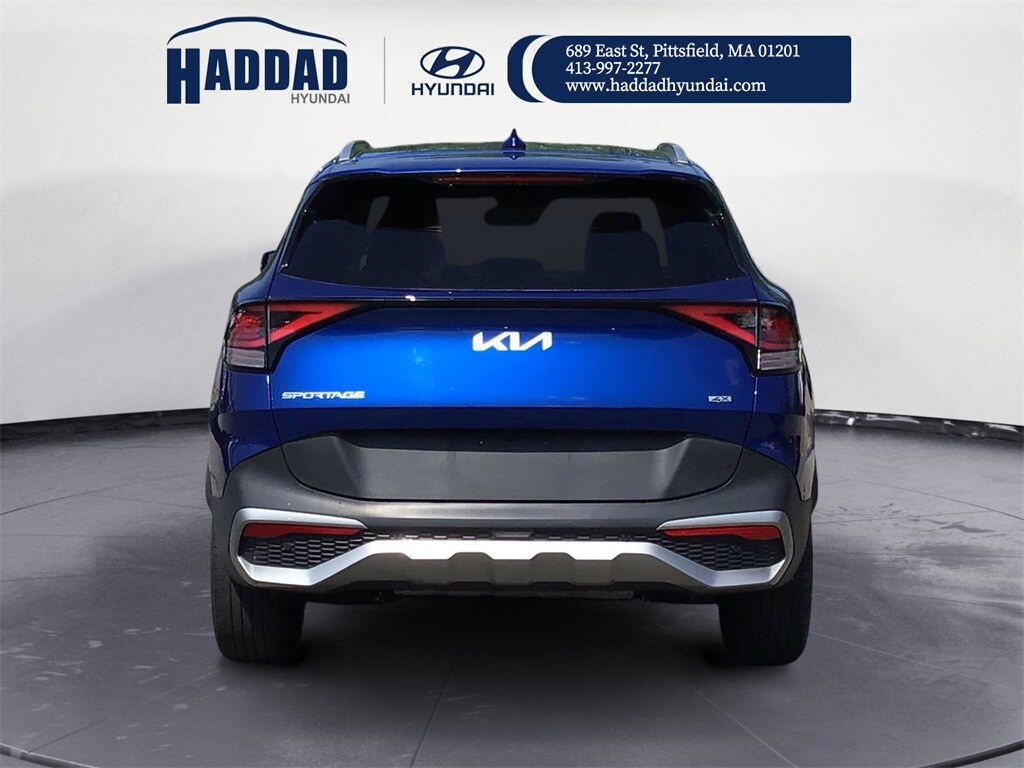 2023 Kia Sportage EX photo 3
