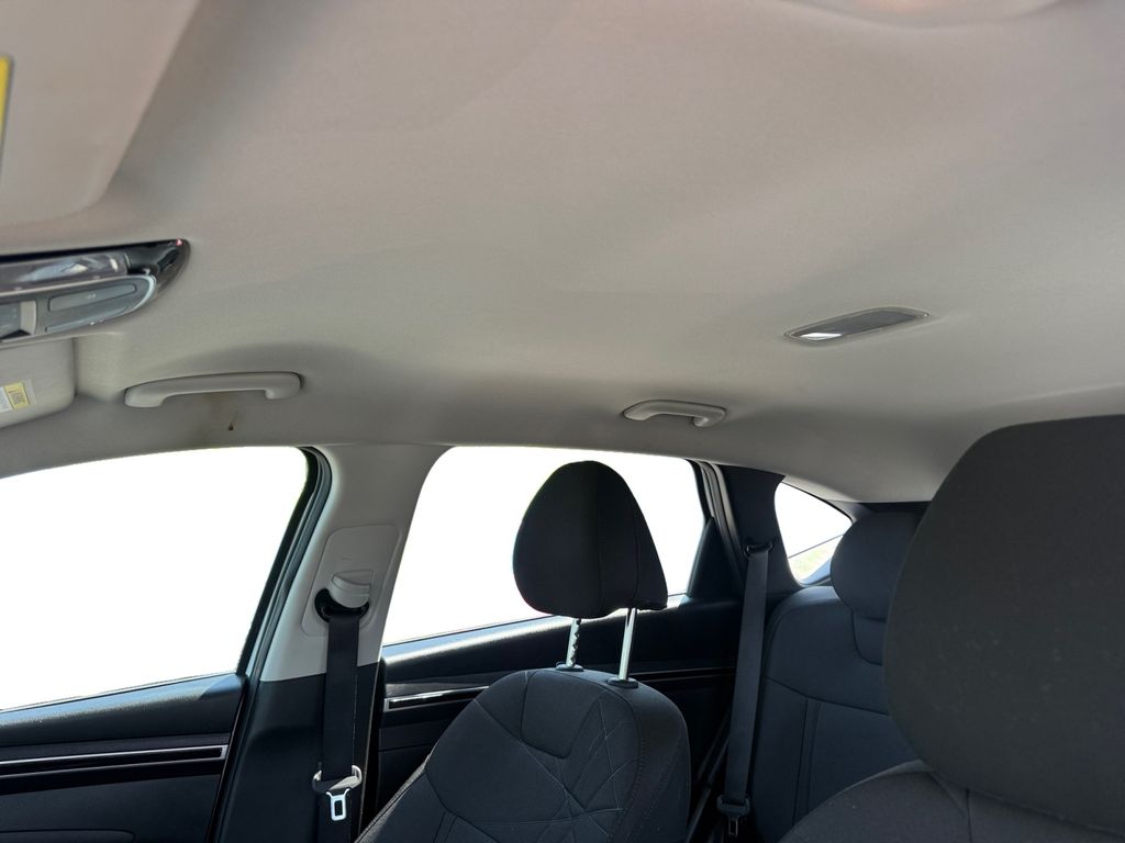 2024 Hyundai Tucson SE - Photo 18