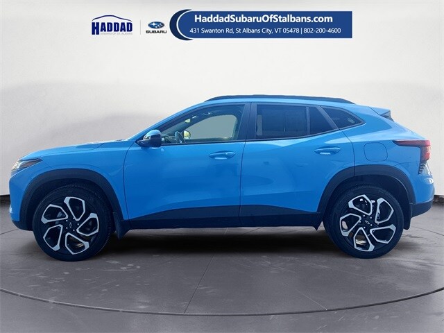 2024 Chevrolet Trax photo 2