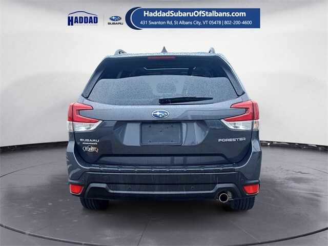 2023 Subaru Forester Limited photo 4