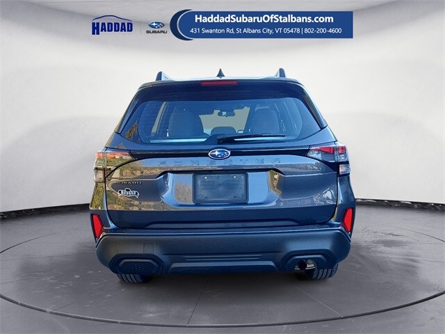 2025 Subaru Forester Base photo 3