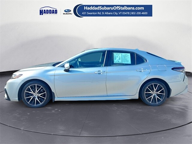 2023 Toyota Camry SE photo 2