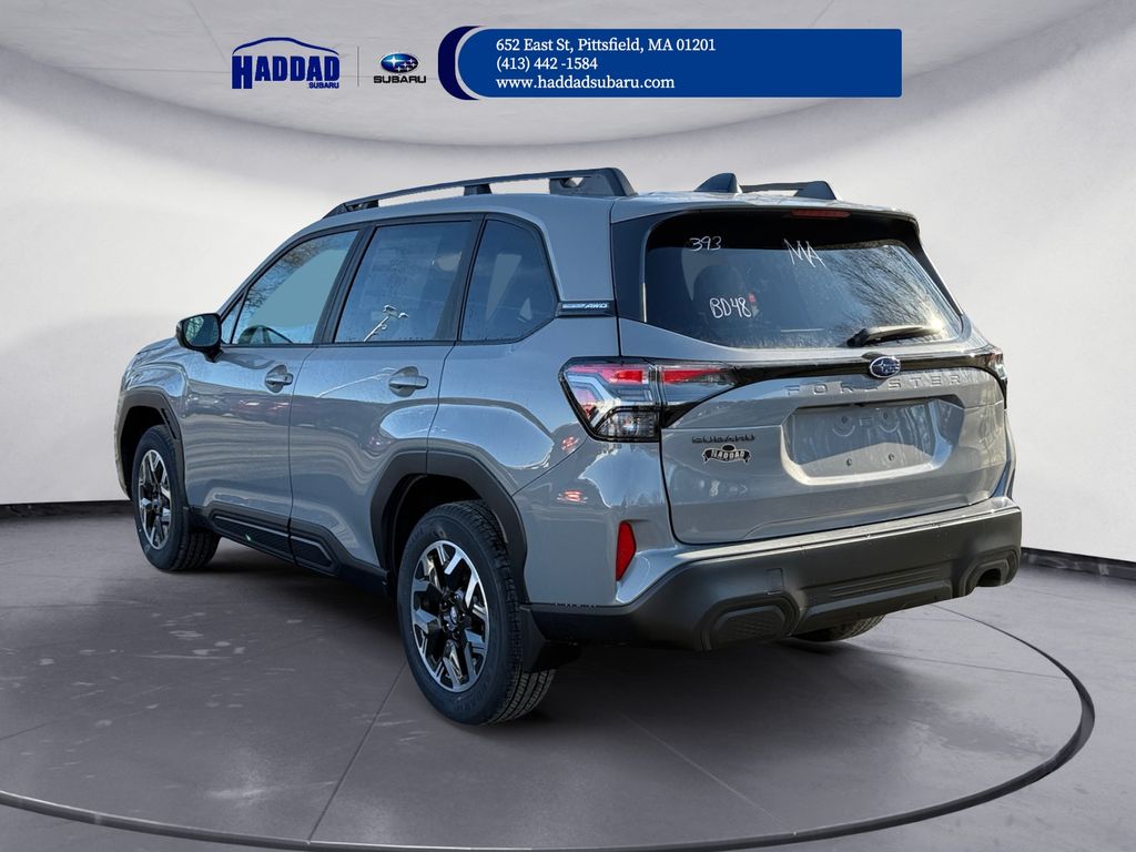 2026 Subaru Forester Premium Base photo 2