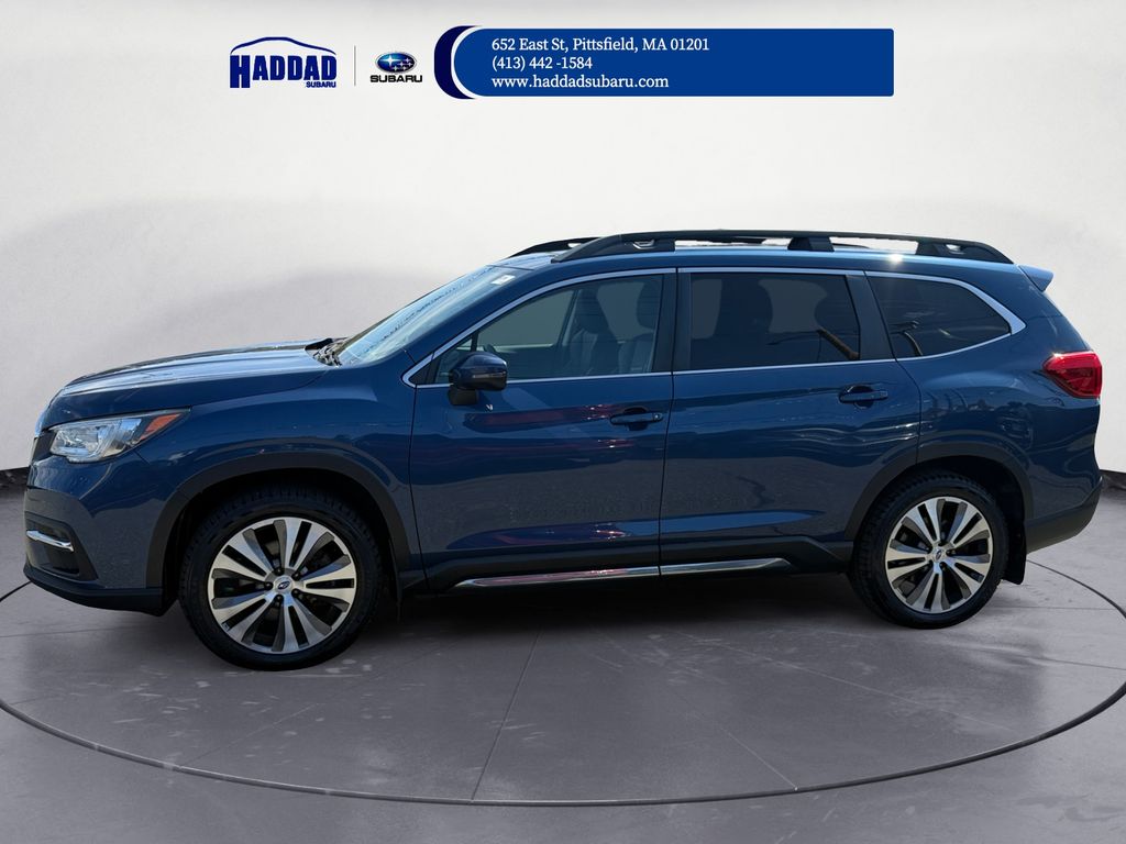 2022 Subaru Ascent Limited photo 2