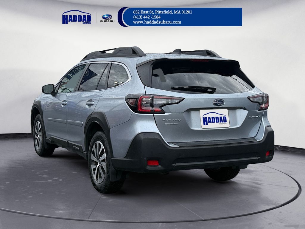 2024 Subaru Outback Premium photo 3