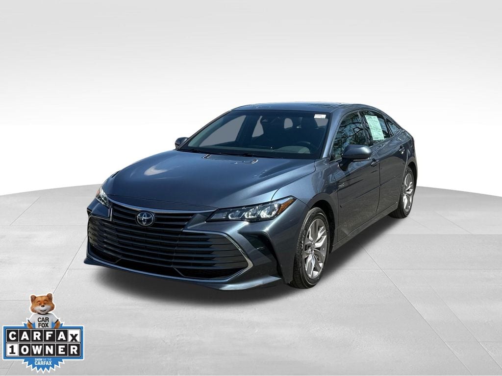 2021 Toyota Avalon XLE Hybrid's photo