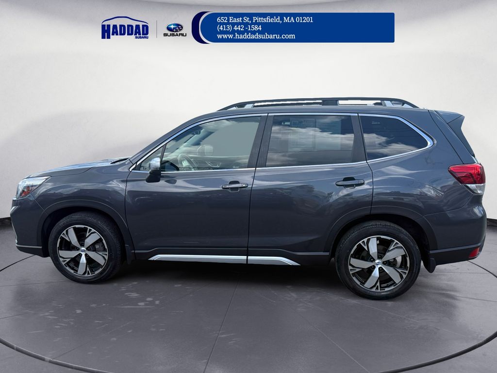 2021 Subaru Forester Touring photo 2