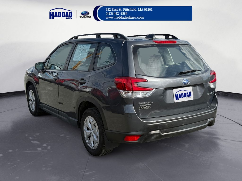 2022 Subaru Forester Base photo 3