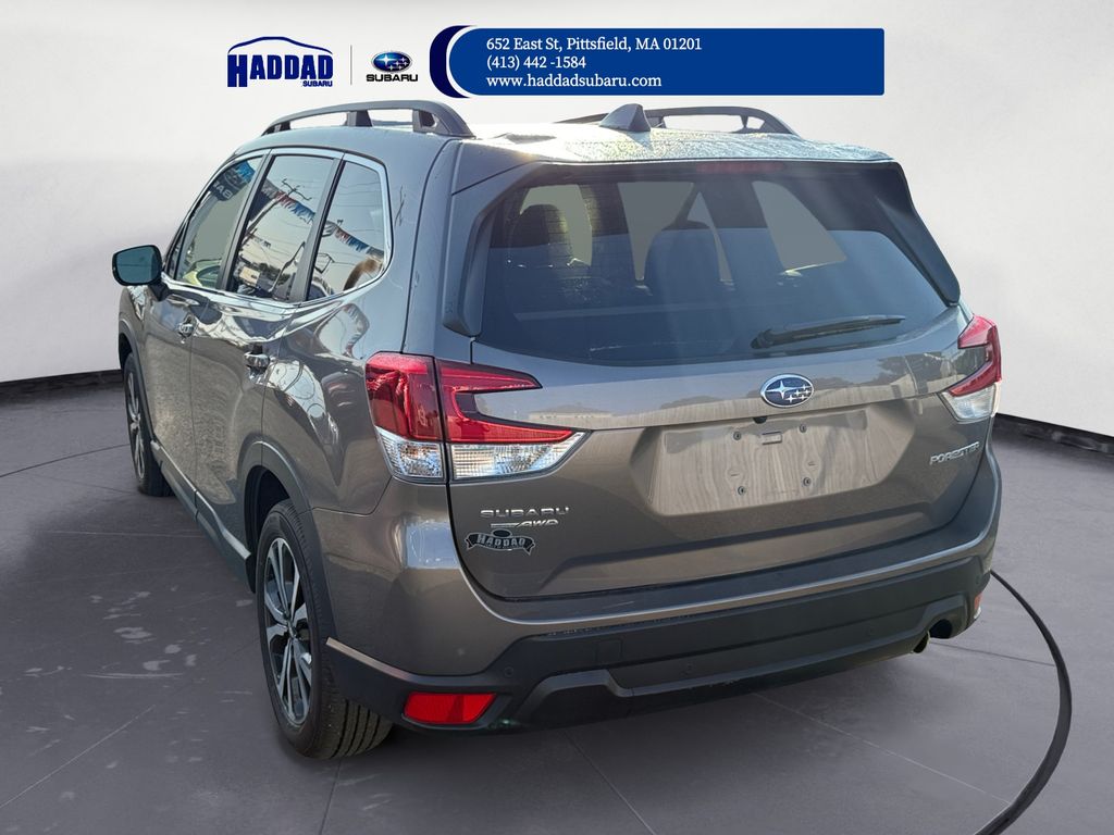 2024 Subaru Forester Limited photo 2