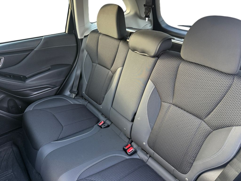 2022 Subaru Forester Premium photo 3