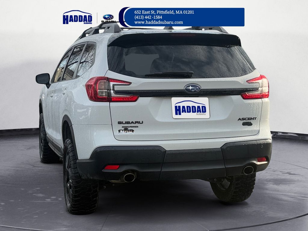 2023 Subaru Ascent Onyx Edition photo 2