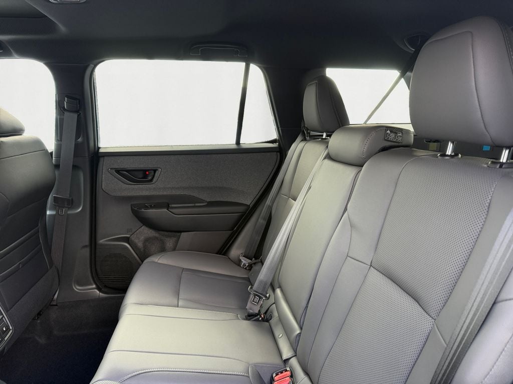 2026 Subaru Outback Limited - Photo 13