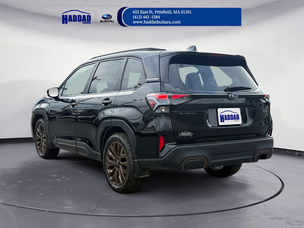 2025 Subaru Forester Sport photo 3