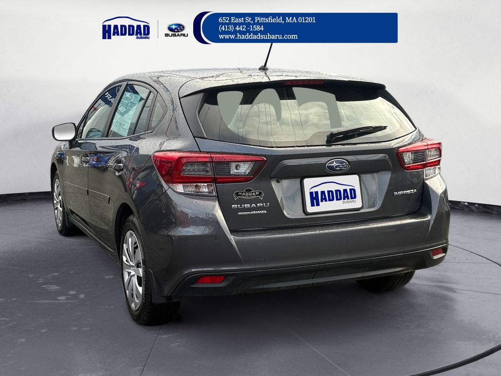 2022 Subaru Impreza Base photo 3