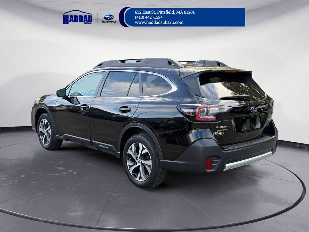 2022 Subaru Outback Limited photo 3