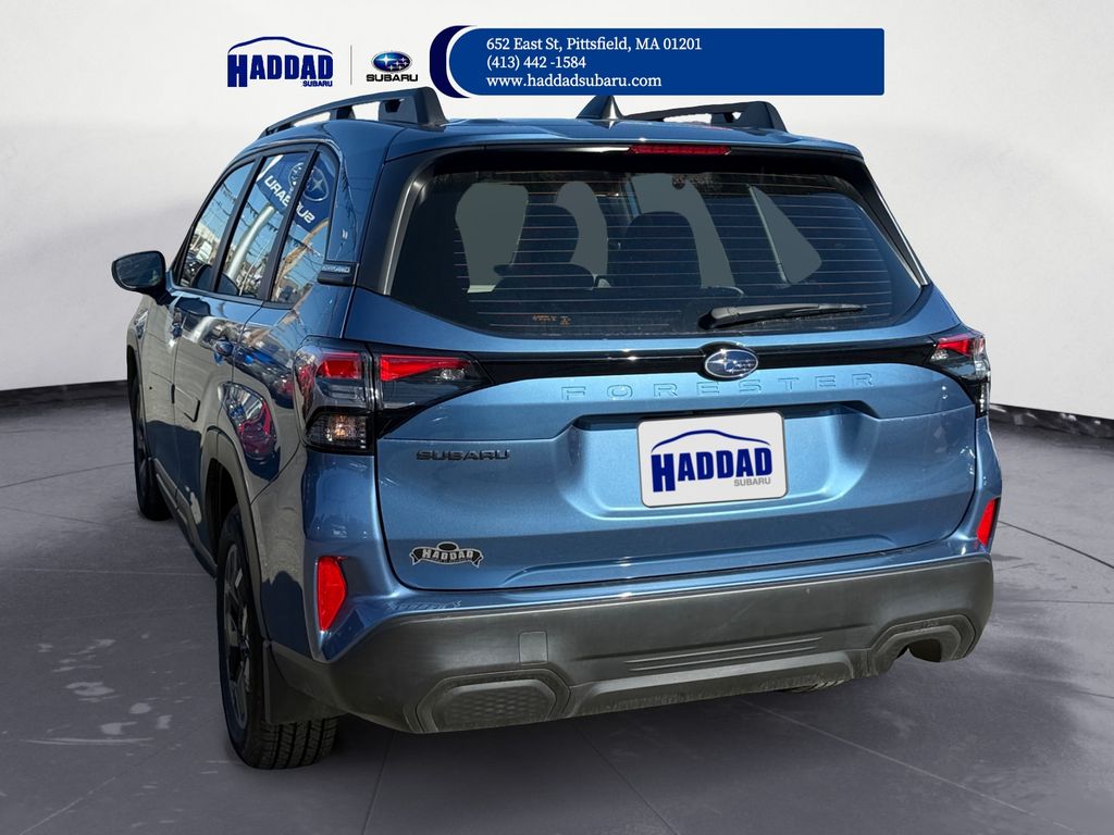 2025 Subaru Forester Base photo 2